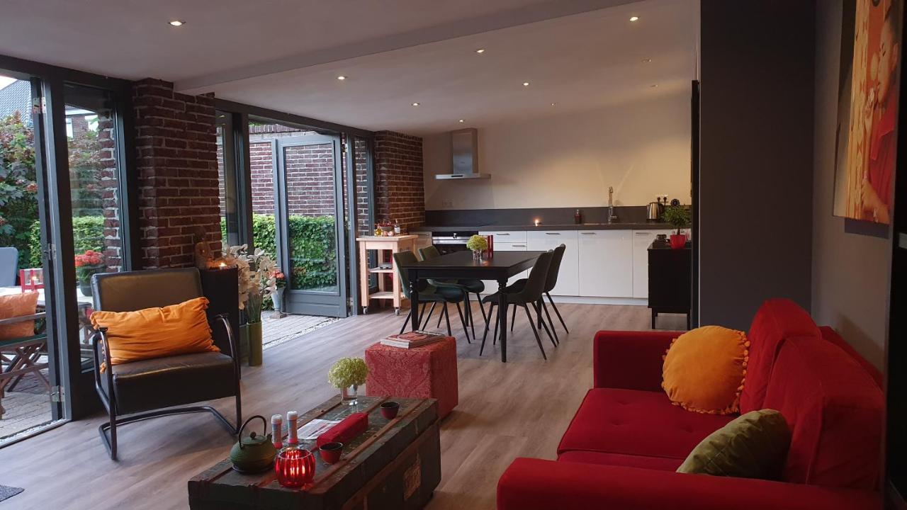 Downtown Hideaway, B&B Grand Deluxe Eindhoven Luaran gambar