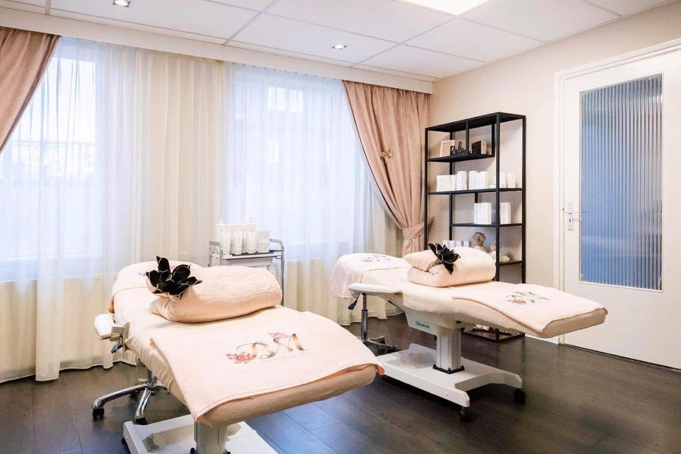 Downtown Hideaway, B&B Grand Deluxe Eindhoven Luaran gambar